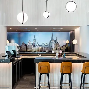 **** Hotel By Marriott Bélgica