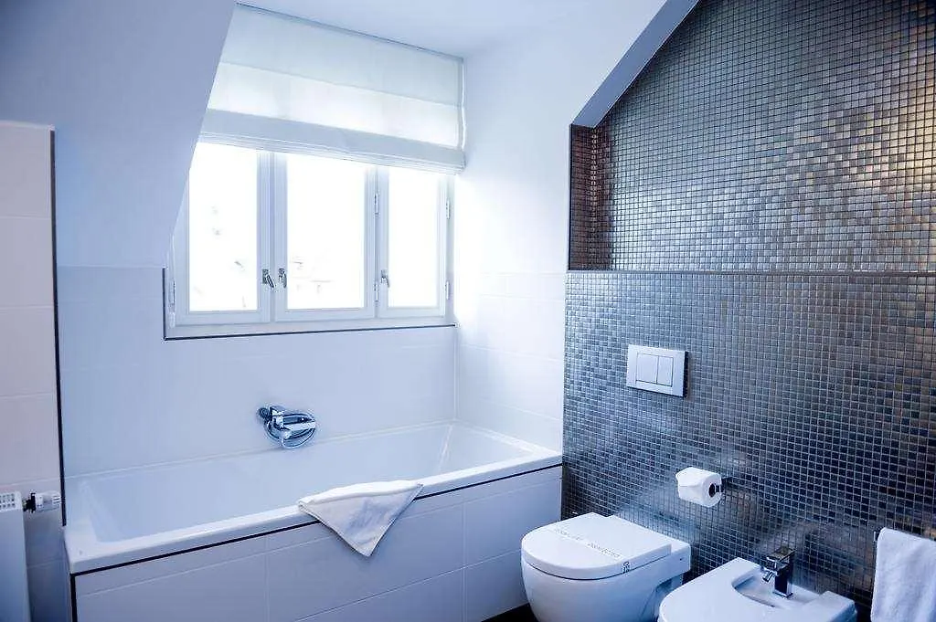Myo Hotel Mysterius Praga 4*,
